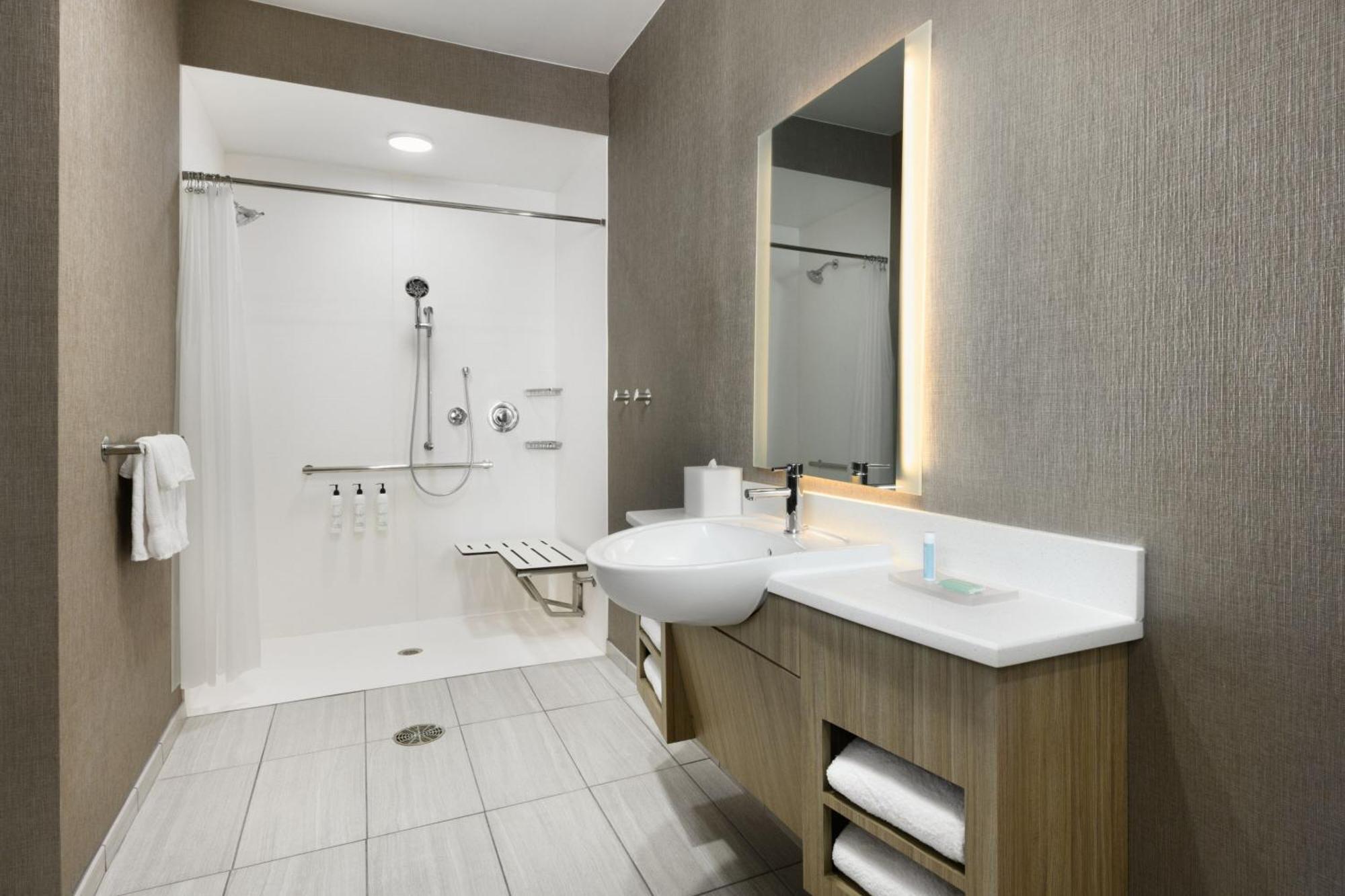 Springhill Suites By Marriott Dothan Exterior photo