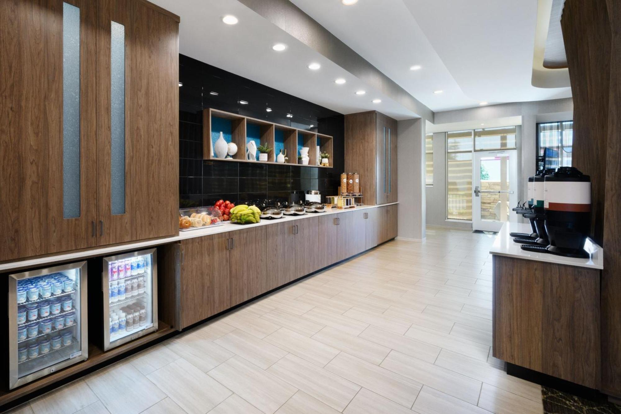 Springhill Suites By Marriott Dothan Exterior photo